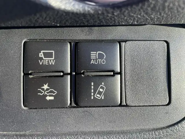 トヨタ シエンタ ハイブリッド G クエロ 福岡県 2019(令1)年 5.6万km ヴィンテージブラウンパールクリスタルシャイン 純正9型SDナビ【フルセグTV・CD・DVD・BT】 全方位バックカメラ トヨタセーフティー コーナーセンサー 両側パワスラ クルーズコントロール ドライブレコーダー【前後】 ETC USBポート 純正LEDヘッドライト 純正15インチアルミホイール 純正フロアマット プッシュスタート スマートキー