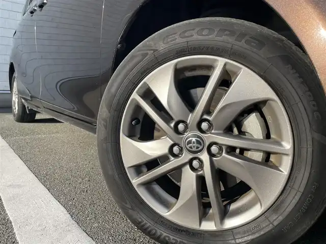 トヨタ シエンタ ハイブリッド G クエロ 福岡県 2019(令1)年 5.6万km ヴィンテージブラウンパールクリスタルシャイン 純正9型SDナビ【フルセグTV・CD・DVD・BT】 全方位バックカメラ トヨタセーフティー コーナーセンサー 両側パワスラ クルーズコントロール ドライブレコーダー【前後】 ETC USBポート 純正LEDヘッドライト 純正15インチアルミホイール 純正フロアマット プッシュスタート スマートキー