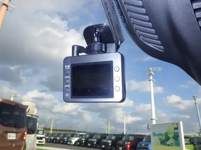 メルセデス・ベンツ Ｍ・ベンツ Ａ２００ｄ AMGライン 千葉県 2019(令1)年 4.2万km コスモスブラック アクティブブレーキアシスト/アクティブレーンキーピングアシスト/レーンチェンジアシスト/ブラインドスポットアシスト/アテンションアシスト/ディストロニック/純正ナビ/地デジTV/【Bluetooth接続】/バックカメラ/ドライブレコーダー（前後撮影）/革巻きステアリング/ステアリングスイッチ/ETC/LEDヘッドライト/ウインカーミラー/パークトロニック/純正18インチアルミホイル/サイド/カーテンエアバッグ/キーレスゴー