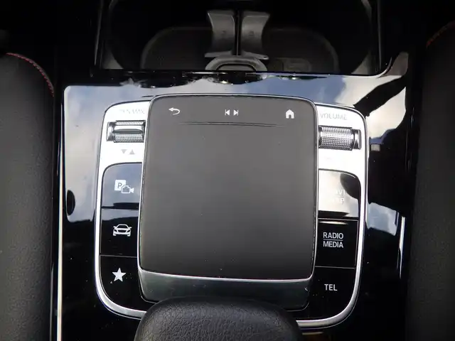 メルセデス・ベンツ Ｍ・ベンツ Ａ２００ｄ AMGライン 千葉県 2019(令1)年 4.2万km コスモスブラック アクティブブレーキアシスト/アクティブレーンキーピングアシスト/レーンチェンジアシスト/ブラインドスポットアシスト/アテンションアシスト/ディストロニック/純正ナビ/地デジTV/【Bluetooth接続】/バックカメラ/ドライブレコーダー（前後撮影）/革巻きステアリング/ステアリングスイッチ/ETC/LEDヘッドライト/ウインカーミラー/パークトロニック/純正18インチアルミホイル/サイド/カーテンエアバッグ/キーレスゴー