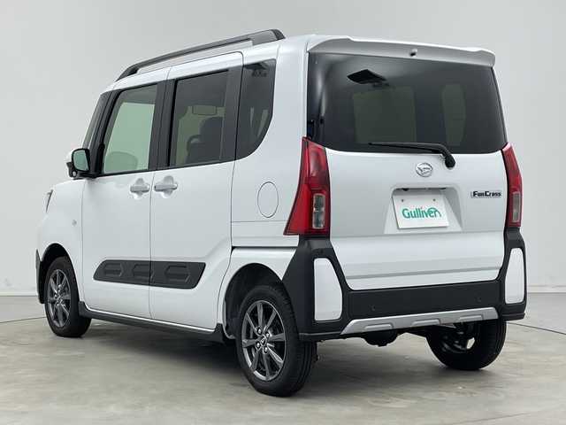 ダイハツ タント ファンクロス 新潟県 2024(令6)年 0.3万km シャイニングホワイトパール 4WD/衝突軽減ブレーキ/両側パワースライドドア/コーナーセンサー/前席シートヒーター/オートライト/オートハイビーム/LEDヘッドライト/プッシュスタート/オートブレーキホールド/アイドリングストップ/オートドアミラー/純正フロアマット