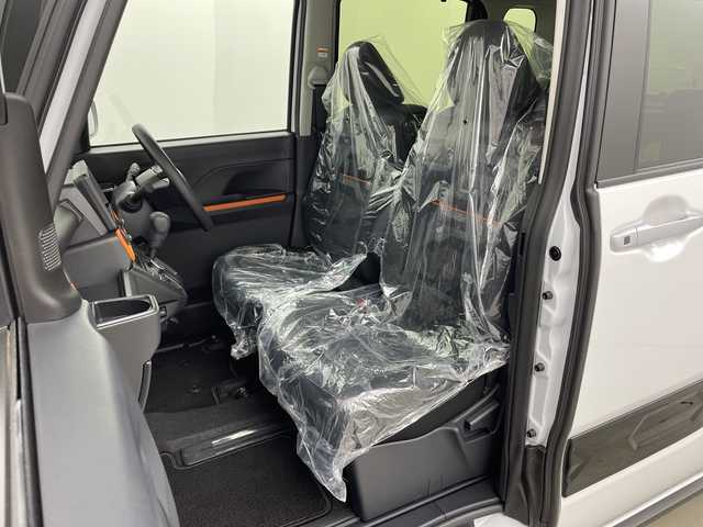 ダイハツ タント ファンクロス 新潟県 2024(令6)年 0.3万km シャイニングホワイトパール 4WD/衝突軽減ブレーキ/両側パワースライドドア/コーナーセンサー/前席シートヒーター/オートライト/オートハイビーム/LEDヘッドライト/プッシュスタート/オートブレーキホールド/アイドリングストップ/オートドアミラー/純正フロアマット