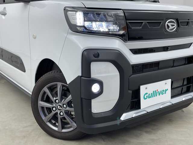 ダイハツ タント ファンクロス 新潟県 2024(令6)年 0.3万km シャイニングホワイトパール 4WD/衝突軽減ブレーキ/両側パワースライドドア/コーナーセンサー/前席シートヒーター/オートライト/オートハイビーム/LEDヘッドライト/プッシュスタート/オートブレーキホールド/アイドリングストップ/オートドアミラー/純正フロアマット