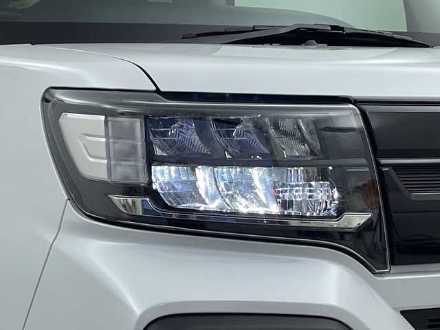 ダイハツ タント ファンクロス 新潟県 2024(令6)年 0.3万km シャイニングホワイトパール 4WD/衝突軽減ブレーキ/両側パワースライドドア/コーナーセンサー/前席シートヒーター/オートライト/オートハイビーム/LEDヘッドライト/プッシュスタート/オートブレーキホールド/アイドリングストップ/オートドアミラー/純正フロアマット