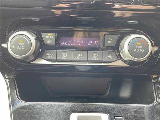 日産 セレナ ハイウェイスター Vセレクション 宮城県 2017(平29)年 6.9万km 黒 ４WD/両側パワースライドドア/エマージェンシーブレーキ/レーンキープアシスト/純正９インチナビ/フルセグTV/アラウンドビューモニター/純正フリップダウンモニター/両側パワースライドドア/LEDヘッドライト/スマートキー/ビルトインETC/ドライブレコーダー（前方向）/純正エンジンスターター/純正15インチアルミホイール/ETC2.0/シートヒーター/純正フロアマット