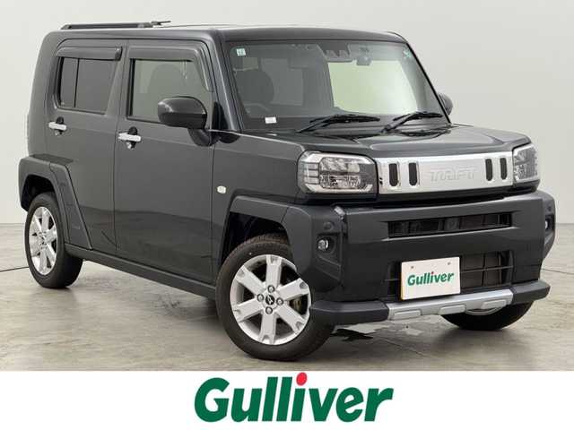 ダイハツ タフト G クロムベンチャー 福岡県 2021(令3)年 1.8万km ブラックマイカメタリック ガラスルーフ　/社外ナビ（ＢＴ，フルセグＴＶ）　/バックカメラ　/ＥＴＣ　/前方ドラレコ　/置くだけ充電　/コーナーセンサー　/衝突被害軽減ブレーキ　/アイドリングストップ　/シートヒーター　/純正１５インチＡＷ　/ＬＥＤ