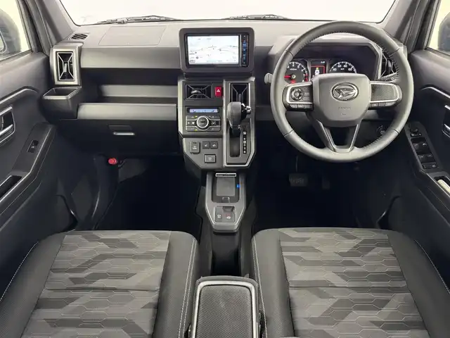 ダイハツ タフト G クロムベンチャー 福岡県 2021(令3)年 1.8万km ブラックマイカメタリック ガラスルーフ　/社外ナビ（ＢＴ，フルセグＴＶ）　/バックカメラ　/ＥＴＣ　/前方ドラレコ　/置くだけ充電　/コーナーセンサー　/衝突被害軽減ブレーキ　/アイドリングストップ　/シートヒーター　/純正１５インチＡＷ　/ＬＥＤ