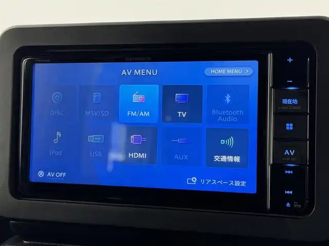 ダイハツ タフト G クロムベンチャー 福岡県 2021(令3)年 1.8万km ブラックマイカメタリック ガラスルーフ　/社外ナビ（ＢＴ，フルセグＴＶ）　/バックカメラ　/ＥＴＣ　/前方ドラレコ　/置くだけ充電　/コーナーセンサー　/衝突被害軽減ブレーキ　/アイドリングストップ　/シートヒーター　/純正１５インチＡＷ　/ＬＥＤ