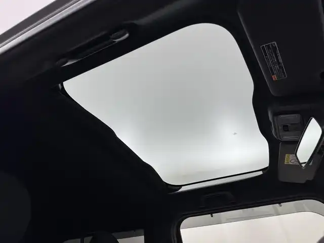 ダイハツ タフト G クロムベンチャー 福岡県 2021(令3)年 1.8万km ブラックマイカメタリック ガラスルーフ　/社外ナビ（ＢＴ，フルセグＴＶ）　/バックカメラ　/ＥＴＣ　/前方ドラレコ　/置くだけ充電　/コーナーセンサー　/衝突被害軽減ブレーキ　/アイドリングストップ　/シートヒーター　/純正１５インチＡＷ　/ＬＥＤ
