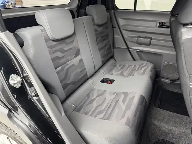 ダイハツ タフト G クロムベンチャー 福岡県 2021(令3)年 1.8万km ブラックマイカメタリック ガラスルーフ　/社外ナビ（ＢＴ，フルセグＴＶ）　/バックカメラ　/ＥＴＣ　/前方ドラレコ　/置くだけ充電　/コーナーセンサー　/衝突被害軽減ブレーキ　/アイドリングストップ　/シートヒーター　/純正１５インチＡＷ　/ＬＥＤ