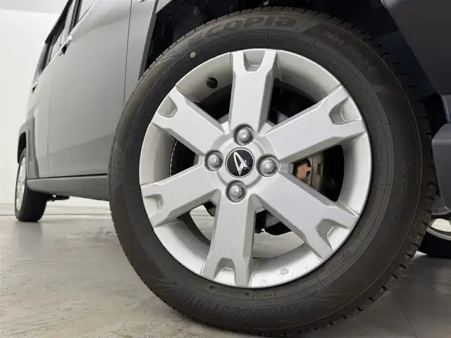 ダイハツ タフト G クロムベンチャー 福岡県 2021(令3)年 1.8万km ブラックマイカメタリック ガラスルーフ　/社外ナビ（ＢＴ，フルセグＴＶ）　/バックカメラ　/ＥＴＣ　/前方ドラレコ　/置くだけ充電　/コーナーセンサー　/衝突被害軽減ブレーキ　/アイドリングストップ　/シートヒーター　/純正１５インチＡＷ　/ＬＥＤ