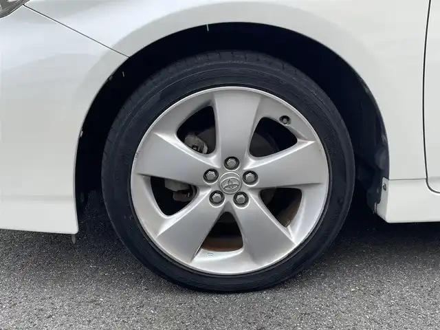 トヨタ プリウス S ツーリングセレクション 佐賀県 2012(平24)年 9.3万km ホワイトパールクリスタルシャイン （株）IDOMが運営する【じしゃロン佐賀店】の自社ローン専用車両になります。/こちらは現金またはオートローンご利用時の価格です。自社ローンご希望の方は別途その旨お申し付けください/・アルパイン９インチＳＤナビ/フルセグ/ＢＴ/ＤＶＤ/ＣＤ　/・ビルトインＥＴＣ/・バックカメラ