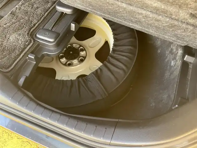 トヨタ アルファード S Aパッケージ 静岡県 2015(平27)年 13.9万km グレーメタリック 純正9インチナビ/フルセグTV/DVD/CD/BT/SD/MSV/バックカメラ/両側パワースライドドア/バックドアイージークローザー/衝突軽減ブレーキ/レーダークルーズコントロール/クリアランスソナー/スペアタイヤ/ビルトインETC/前後ドライブレコーダー/ステアリングスイッチ/LEDヘッドライト/純正18インチAW/スマートキー×2/保証書/取扱説明書/ナビ取扱説明書/R2/4/5/6/7点検記録簿有