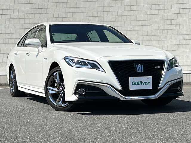 トヨタ クラウン ハイブリッド RS 茨城県 2019(令1)年 2万km ホワイトパールクリスタルシャイン 衝突被害軽減ブレーキ/純正メモリナビ/・CDDVDBTフルセグ/バックカメラ/ミュージックサーバー/スポーツモード/パドルシフト/前席パワーシート（レザー）/エアシート/シートヒーター/サンルーフ/ドライブレコーダー/ABSシステム/横滑り防止機能/コーナーセンサー/レーダークルーズコントロール/エアバック（ダブル＋サイド＋カーテン）/プッシュスタート/ETC/純正LEDヘッドライト