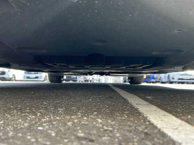 トヨタ クラウン ハイブリッド RS 茨城県 2019(令1)年 2万km ホワイトパールクリスタルシャイン 衝突被害軽減ブレーキ/純正メモリナビ/・CDDVDBTフルセグ/バックカメラ/ミュージックサーバー/スポーツモード/パドルシフト/前席パワーシート（レザー）/エアシート/シートヒーター/サンルーフ/ドライブレコーダー/ABSシステム/横滑り防止機能/コーナーセンサー/レーダークルーズコントロール/エアバック（ダブル＋サイド＋カーテン）/プッシュスタート/ETC/純正LEDヘッドライト