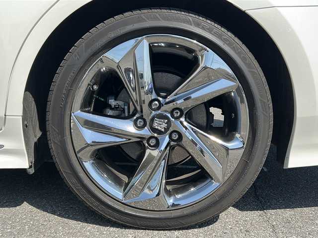 トヨタ クラウン ハイブリッド RS 茨城県 2019(令1)年 2万km ホワイトパールクリスタルシャイン 衝突被害軽減ブレーキ/純正メモリナビ/・CDDVDBTフルセグ/バックカメラ/ミュージックサーバー/スポーツモード/パドルシフト/前席パワーシート（レザー）/エアシート/シートヒーター/サンルーフ/ドライブレコーダー/ABSシステム/横滑り防止機能/コーナーセンサー/レーダークルーズコントロール/エアバック（ダブル＋サイド＋カーテン）/プッシュスタート/ETC/純正LEDヘッドライト