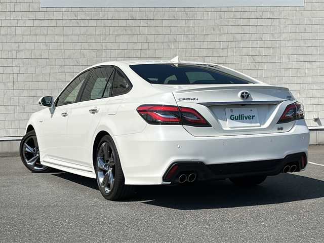 トヨタ クラウン ハイブリッド RS 茨城県 2019(令1)年 2万km ホワイトパールクリスタルシャイン 衝突被害軽減ブレーキ/純正メモリナビ/・CDDVDBTフルセグ/バックカメラ/ミュージックサーバー/スポーツモード/パドルシフト/前席パワーシート（レザー）/エアシート/シートヒーター/サンルーフ/ドライブレコーダー/ABSシステム/横滑り防止機能/コーナーセンサー/レーダークルーズコントロール/エアバック（ダブル＋サイド＋カーテン）/プッシュスタート/ETC/純正LEDヘッドライト