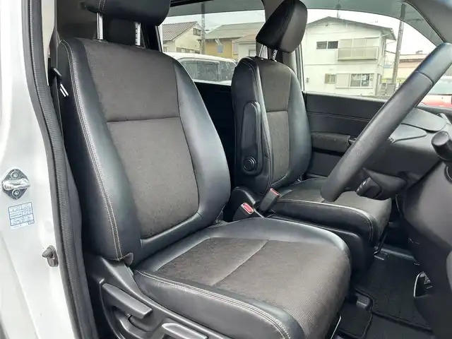 ホンダ フリード クロスター ホンダセンシング 静岡県 2020(令2)年 4.7万km プラチナホワイトパール 両側パワースライドドア/社外メモリナビ・フルセグTV/DVD/CD/SD/USB/Bluetooth/バックカメラ/ホンダセンシング/・衝突軽減ブレーキ（CMBS）/・歩行者事故低減ステアリング/・アダプティブクルーズコントロール/・車線維持支援システム（LKAS）/・路外逸脱抑制機能/・誤発進抑制機能（前方/後方）/・先行車発進お知らせ機能/・標識認識機能/・マルチインフォメーションディスプレイ/純正15インチアルミホイール/LEDライト/ビルトインETC/スマートキー2個/プッシュスタート/新車時保証書/取扱説明書