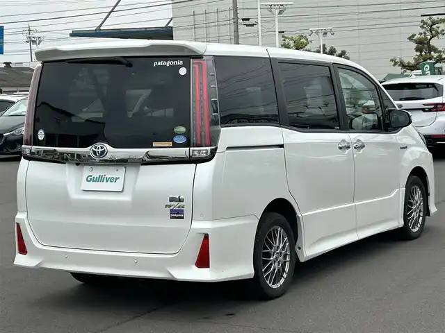 トヨタ ノア ハイブリッド Si ダブルバイビーⅡ 岡山県 2019(平31)年 5.4万km ホワイトパールクリスタルシャイン 純正ナビ　/フルセグTV/バックカメラ　/後席モニター　/ドライブレコーダー　/両側パワースライドドア　/クルーズコントロール　/衝突軽減　/レーンアシスト　/盗難防止装置　/横滑り防止装置　/ETC　/Bluetooth　/純正AW