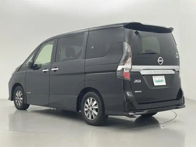 日産 セレナ ハイウェイスター V 熊本県 2020(令2)年 6.5万km ダイヤモンドブラック 純正ナビ（ＣＤ・ＤＶＤ・フルセグ・ＢＴ）/全周囲カメラ　/純正前後ドライブレコーダー　/純正フリップダウンモニター/ビルトインＥＴＣ　/前後クリアランスソナー　/両側パワースライドドア　/プロパイロット/エマージェンシーブレーキ/車線逸脱警報/車線逸脱防止支援システム/標識認識機能/ふらつき警報機能/ブラインドスポットモニター/横滑り防止/アイドリングストップ/社外フロアマット/純正１５インチAW/オートライト/オートマチックハイビーム/LEDヘッドライト/フォグライト/スマートキー/プッシュスタート/　