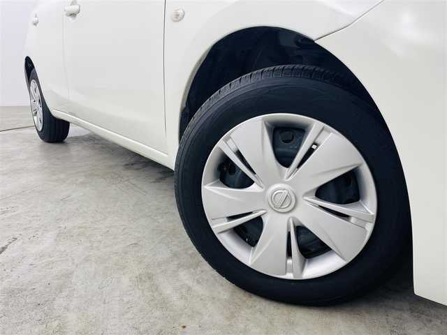 日産 マーチ 12X Vセレクション 福島県 2014(平26)年 11万km ホワイトパール 純正SDナビ/・型番:MM113D-W/・AM/FM/CD/AUX/USB/フルセグTV/・バックカメラ/・ETC/・前方ドライブレコーダー/プッシュスタート/・スマートキー/オートライト/・ヘッドライトリベライザー/アイドリングストップ/電動格納ミラー/純正フロアマット/ドアバイザー/冬タイヤ付きAW4本積込/・165/70/R14