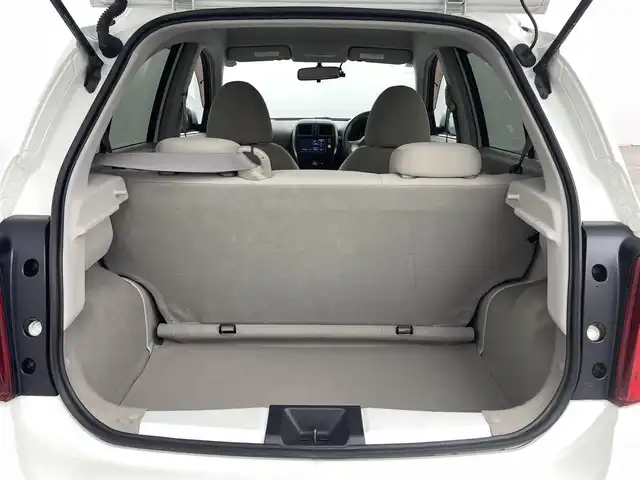 日産 マーチ 12X Vセレクション 福島県 2014(平26)年 11万km ホワイトパール 純正SDナビ/・型番:MM113D-W/・AM/FM/CD/AUX/USB/フルセグTV/・バックカメラ/・ETC/・前方ドライブレコーダー/プッシュスタート/・スマートキー/オートライト/・ヘッドライトリベライザー/アイドリングストップ/電動格納ミラー/純正フロアマット/ドアバイザー/冬タイヤ付きAW4本積込/・165/70/R14