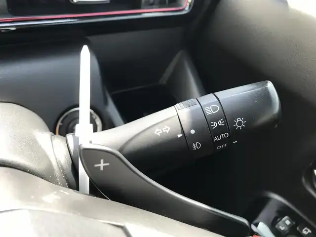 スズキ ワゴンＲ スティングレー HYBRID T 富山県 2017(平29)年 6.6万km ブレイブカーキP 純正ナビ/フルセグTV/Bluetooth/全周囲カメラ/衝突被害軽減ブレーキ/レーンキープアシスト/クルーズコントロール/ヘッドアップディスプレイ/プッシュスタート/スマートキー/シートヒーター/LEDヘッドライト/オートライト/ETC