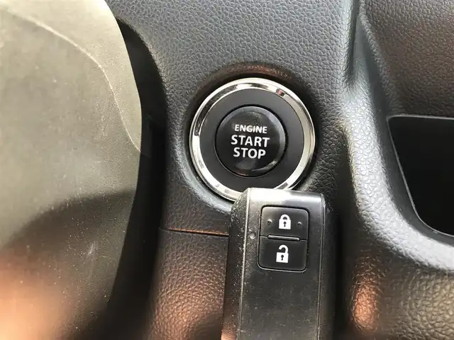 スズキ ワゴンＲ スティングレー HYBRID T 富山県 2017(平29)年 6.6万km ブレイブカーキP 純正ナビ/フルセグTV/Bluetooth/全周囲カメラ/衝突被害軽減ブレーキ/レーンキープアシスト/クルーズコントロール/ヘッドアップディスプレイ/プッシュスタート/スマートキー/シートヒーター/LEDヘッドライト/オートライト/ETC