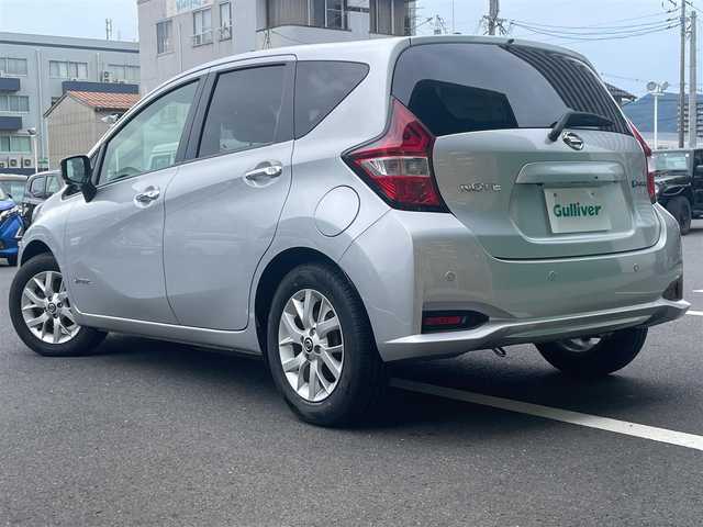 日産 ノート e－パワー X Vセレクション 島根県 2020(令2)年 6.5万km ブリリアントシルバー 社外メモリナビ /Bluetooth接続 /全方位カメラ /ETC /前後コーナーセンサー /スマートキー /プッシュスタート/レーンアシスト /衝突軽減ブレーキ /横滑り防止装置/純正LEDヘッドライト /純正15インチアルミホイール/純正フロアマット