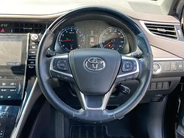 トヨタ ハリアー プレミアム アドバンスド スタイルモーヴ 香川県 2015(平27)年 3.2万km スパークリングブラックパールクリスタルシャイン 登録時走行距離：31176Kｍ/モデリスタエアロ/JBLサウンド/パノラミックビューモニター/レーダークルーズコントロール/フルセグテレビ/純正9インチナビ/シートヒーター/レーンキープアシスト/前席パワーシート/ドライブレコーダー/ETC/電動リアゲート/パワーウィンドウオールオート/電動格納ウィンカーミラー/LEDヘッドライト/純正フロアマット/プッシュスタート/禁煙車