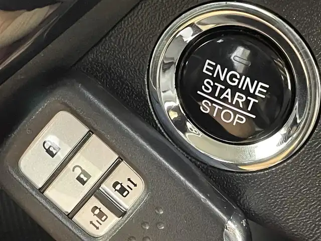 ホンダ ステップワゴン スパーダクールスピリット アドバンスパッケージα 群馬県 2015(平27)年 8.5万km プレミアムスパークルブラックパール 純正9型ナビ/フルセグTV/CD/DVD再生/Bluetooth接続/バックモニター/純正フリップダウンモニター/ホンダセンシング/衝突被害軽減ブレーキ/車線逸脱警報機能/レーダークルーズコントロール/ステアリングスイッチ/両側電動スライドドア/横滑り防止装置/パドルシフト/フルオートエアコン/アイドリングストップ/シートヒーター/ダブルオートエアコン/純正LEDヘッドライト/純正17インチアルミホイール