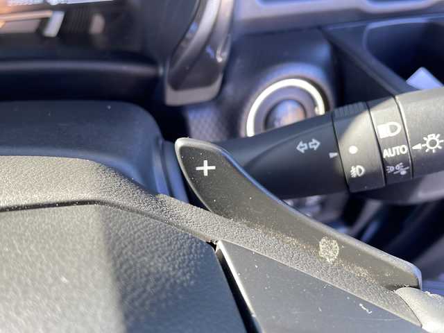 スズキ ハスラー Jスタイル Ⅱ ターボ 岩手県 2022(令4)年 2.6万km クールカーキパールメタリック/ソフトベージュメタリック 純正9インチメモリナビ/AM/FM/CD/DVD/Bluetooth/フルセグTV/純正オーディオ/フロント/サイド/バックカメラ/全方位カメラ/ETC/レーダークルーズコントロール/衝突被害軽減ブレーキ/レーンキープアシスト/横滑り防止装置/アイドリングストップ/シートヒーター/オートライト/オートハイビーム/LEDヘッドライト/フォグランプ/スマートキー/プッシュスタート/電動格納ミラー/純正15インチAW/純正フロアマット/純正ドアバイザー/保証書/取扱説明書