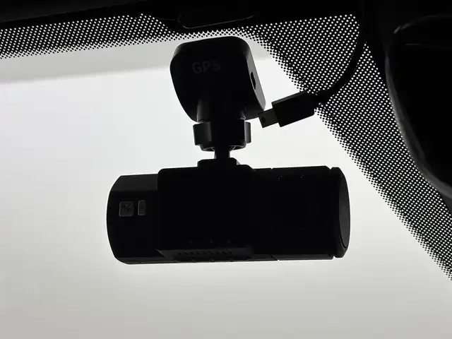 マツダ ＣＸ－８ XD Lパッケージ 福岡県 2019(平31)年 4.2万km スノーフレイクホワイトパールマイカ ワンオーナー　/純正ナビ/フルセグTV　/全方位カメラ　/ＢＯＳＥサウンド　/ETC　/ドライブレコーダー　/レーダークルーズコントロール　/コーナーセンサー　/衝突軽減ブレーキ　/レーンキープ　/アクセル踏み間違い防止　/ＢＳＭ　/ヘッドアップディスプレイ　/パドルシフト　/ステアリングヒーター　/シートベンチレーション／ヒーター　/パワーバックドア