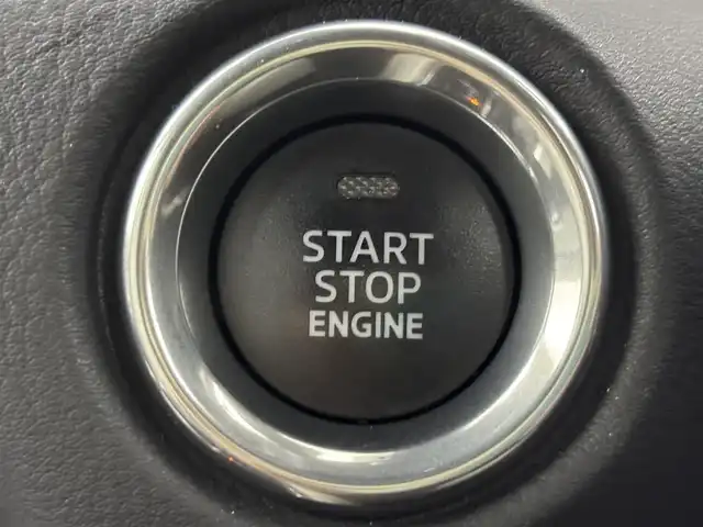 マツダ ＣＸ－８ XD Lパッケージ 福岡県 2019(平31)年 4.2万km スノーフレイクホワイトパールマイカ ワンオーナー　/純正ナビ/フルセグTV　/全方位カメラ　/ＢＯＳＥサウンド　/ETC　/ドライブレコーダー　/レーダークルーズコントロール　/コーナーセンサー　/衝突軽減ブレーキ　/レーンキープ　/アクセル踏み間違い防止　/ＢＳＭ　/ヘッドアップディスプレイ　/パドルシフト　/ステアリングヒーター　/シートベンチレーション／ヒーター　/パワーバックドア