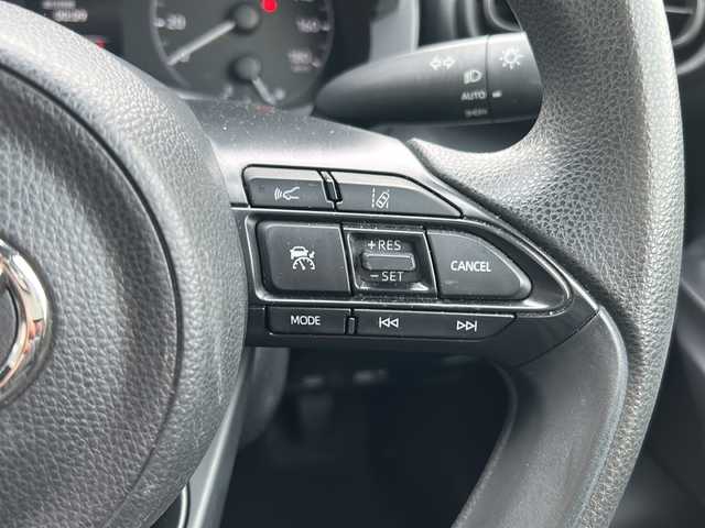 トヨタ ヤリス X 道北・旭川 2022(令4)年 7万km ホワイトパールクリスタルシャイン /４WD//禁煙車//寒冷地仕様//純正メモリナビ//BT/USB/Miracast//前後コーナーセンサー//バックカメラ//レーダークルーズコントロール//プリクラッシュセーフティ//レーントレーシングアシスト//パーキングサポートブレーキ//ロードサインアシスト//ビルトインETC//ワイパーデアイサー//オートライト//オートハイビーム//ビルトインETC//純正フロアマット//保証書//取説