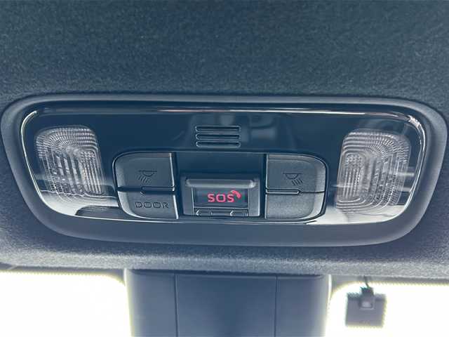 トヨタ ヤリス X 道北・旭川 2022(令4)年 7万km ホワイトパールクリスタルシャイン /４WD//禁煙車//寒冷地仕様//純正メモリナビ//BT/USB/Miracast//前後コーナーセンサー//バックカメラ//レーダークルーズコントロール//プリクラッシュセーフティ//レーントレーシングアシスト//パーキングサポートブレーキ//ロードサインアシスト//ビルトインETC//ワイパーデアイサー//オートライト//オートハイビーム//ビルトインETC//純正フロアマット//保証書//取説