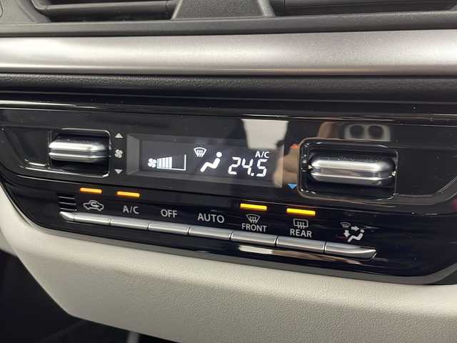 スズキ スイフト HYBRID MZ 愛知県 2024(令6)年 0.6万km バーニングレッドPM /スズキ純正9インチディスプレイオーディオ//AM/FM/BT/USB/iPod/AppleCarPlay/Android Auto//スズキセーフティサポート//デュアルセンサーブレーキサポート//レーンディパーチャーアラート//ブラインドスポットモニター//オートハイビーム//ハイビームアシスト//オートクルーズコントロール//レーンサインアシスト//レーンキープアシスト//ふらつき警告機能//発進お知らせ機能//誤発進抑制機能//ブレーキオートホールド//シートヒーター（D/N席）//電動格納ウィンカーミラー//ステアリングスイッチ//パドルシフト//革巻きステアリング//16インチ純正アルミホイール//LEDオートヘッドライト//LEDフォグランプ//純正フロアマット//トノカバー