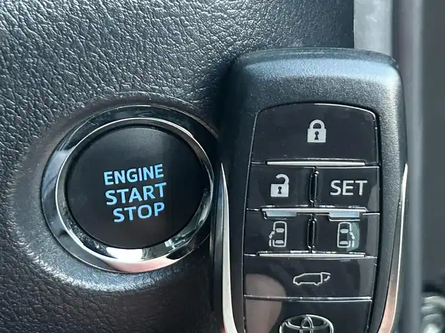 トヨタ ヴェルファイア Z Gエディション 静岡県 2018(平30)年 7.5万km ブラック サンルーフ/トヨタセーフティーセンス/社外11インチナビ/FM/AM/CD/DVD/Bluetooth/SD/両側パワースライドドア/クルーズコントロール/バックカメラ/ドラレコ/LEDヘッドライト/オートハイビーム/オートライト/ステアリングヒーター/メモリーシート/オットマン/シートヒーター/エアシート/Wオートエアコン/デュアルエアコン/純正アルミタイヤ車載