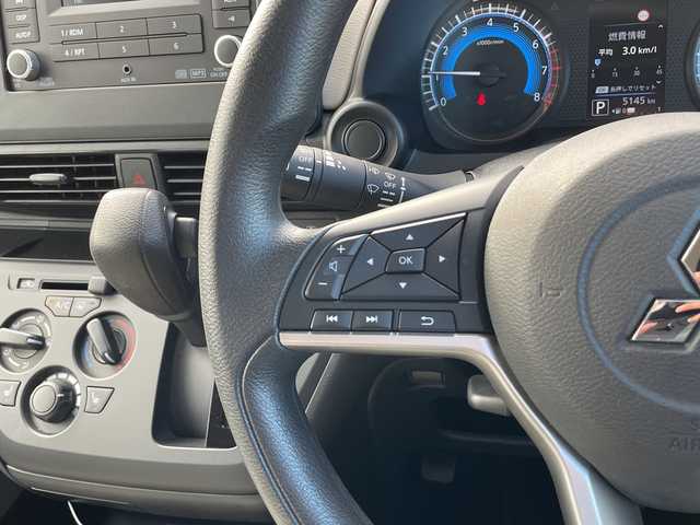 三菱 ｅＫワゴン M 富山県 2023(令5)年 0.6万km シルキーホワイト 4WD/コーナーセンサー（バック）/シートヒーター（前席）/禁煙車/電動格納ミラー/横滑り防止装置/レーンキープアシスト/オートライト/キーレスエントリー/社外フロアマット