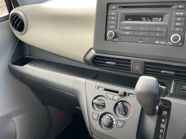 三菱 ｅＫワゴン M 富山県 2023(令5)年 0.6万km シルキーホワイト 4WD/コーナーセンサー（バック）/シートヒーター（前席）/禁煙車/電動格納ミラー/横滑り防止装置/レーンキープアシスト/オートライト/キーレスエントリー/社外フロアマット