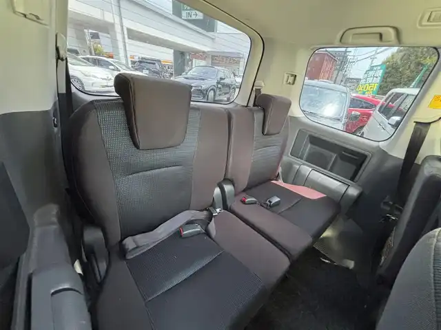 トヨタ ヴォクシー ZS 煌Ⅱ 熊本県 2009(平21)年 15.5万km ブラック 社外ナビ（CN-S300D）/【フルセグTV/Bluetooth/CD/DVD】/フリップダウンモニター/両側パワースライドドア/社外18インチAW/ETC/パドルシフト/革巻きステアリング/ダブルエアバック/オートライト/プッシュスタート/スマートキー/ステアリングスイッチ/ABS/盗難防止装置