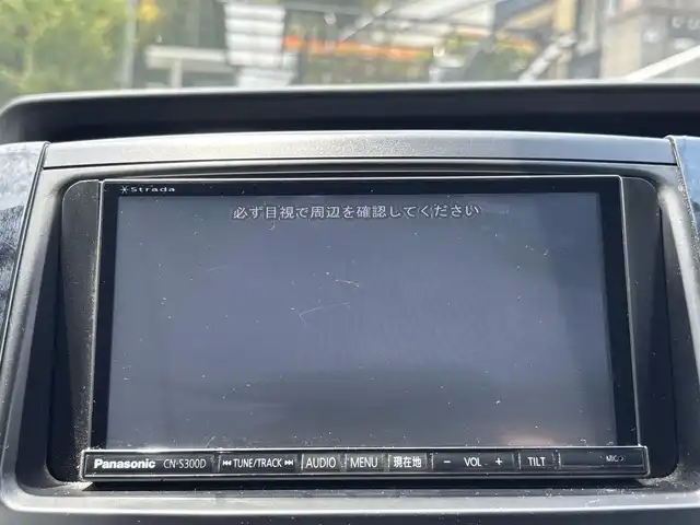 トヨタ ヴォクシー ZS 煌Ⅱ 熊本県 2009(平21)年 15.5万km ブラック 社外ナビ（CN-S300D）/【フルセグTV/Bluetooth/CD/DVD】/フリップダウンモニター/両側パワースライドドア/社外18インチAW/ETC/パドルシフト/革巻きステアリング/ダブルエアバック/オートライト/プッシュスタート/スマートキー/ステアリングスイッチ/ABS/盗難防止装置