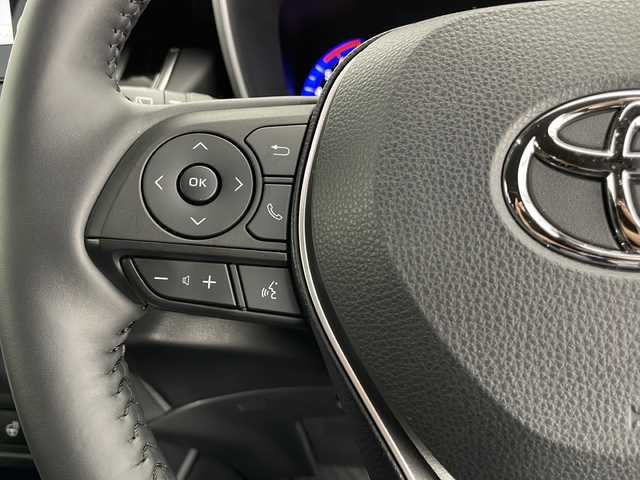 トヨタ カローラ クロス ハイブリッド Z 長野県 2023(令5)年 1.7万km プラチナホワイトパールマイカ 4WD/純正ディスプレイオーディオナビ機能付き/（フルセグ/Bluetooth/AM/FM/USB）/全方位モニター/ビルトインETC2.0/前後ドラレコ/前席シートヒーター/D席パワーシート/衝突軽減ブレーキ/レーンキープアシスト/レーダークルーズコントロール/前後コーナーセンサー/ブラインドスポットモニター/ステアリングヒーター/パワーバックドア/革巻きステアリング/ステアリングスイッチ/ドアバイザー/電子パーキングブレーキ/シーケンシャルウィンカー/LEDヘッドライト/LEDフォグ/スマートキー