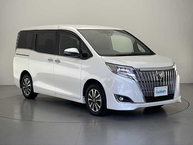 トヨタ エスクァイア Gi 長野県 2017(平29)年 5.8万km ホワイトパールクリスタルシャイン ・ALPINE9インチナビ BIGX/(BT&CD&DVD&USB&SD&TV)/・ALPINEリアフリップダウンモニター/・両側パワースライドドア/・バックカメラ/・ビルドインETC/・クルーズコントロール/・トヨタセーフティセンス/・レーンディパーチャーアラート/・プリクラッシュセーフティ/・オートマチックハイビーム/・オートライト/・LEDヘッドライト/・LEDフォグランプ/・三列シート/・ウォークスルー/・純正フロアマット/・純正アルミホイール/・レザーシート/・シートヒーター（運転席・助手席）/・プッシュスタート/・アイドリングストップ/・スマートキー/・スペアキー/・Wエアバック