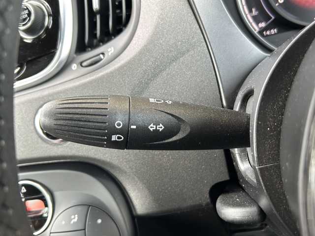 アバルト ５９５ コンペティツィオーネ 静岡県 2017(平29)年 3.9万km ガンＭ 純正オーディオ/・AM/・FM/主要装備/・コーナーセンサー/・オートエアコン/・前後ドラレコ/・社外フロアマット/・キセノンヘッドライト/・カーテンエアバック