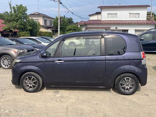 トヨタ スペイド X 福島県 2012(平24)年 12.4万km ダークバイオレットマイカメタリック 純正ナビ/BT、ワンセグTV、DVD/リモコンキー/ヘッドライトレベライザー/ETC/バックカメラ/純正フロアマット/片側パワースライドドア/社外AW16インチ