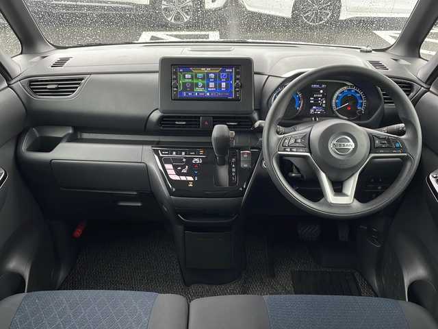日産 ルークス HWS X プロパイロットED 神奈川県 2022(令4)年 3.1万km ホワイトパール 純正ＳＤナビＴＶ　Bluetooth/CD/iPod/両側パワースライドドア　/プロパイロット　/アラウンドビューモニター　/追従型クルーズコントロール　/コーナーセンサー　/スマートキー　/プッシュスタート　/ブレーキホールド　/ＥＴＣ/純正フロアマット/衝突被害軽減システム
