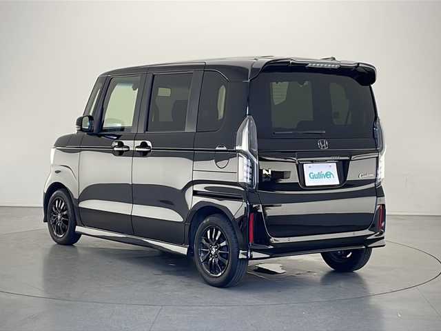 ホンダ Ｎ ＢＯＸ カスタム L スタイル+ブラック 長野県 2022(令4)年 3.7万km クリスタルブラックパール 純正SDナビ/Bluetooth/CD/DVD/フルセグTV/バックカメラ/両側パワスラ/ステアリングスイッチ/ホンダセンシング/衝突被害軽減/横滑り防止装置/先行車発進お知らせ/路外逸脱抑制/標識認識機能/オートホールド/電動パーキング/2列目サンシェード/純正14インチAW装着/社外フロアマット（前席のみ、2列目欠品）/LEDヘッドライト