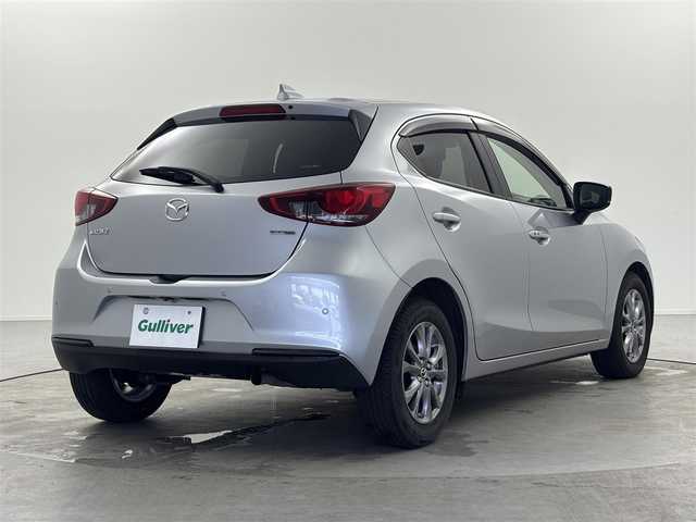 マツダ マツダ２ 15S スマートエディション 福井県 2021(令3)年 1.5万km ソニックシルバーM 純正マツダコネクトナビ/CD/DVD/フルセグTV/Bluetooth/USB/AM/FM/360度ビューモニター/衝突軽減ブレーキ/レーンキープアシスト/LED/オートライト /ETC/プッシュスタート /スペアキー/純正フロアマット/純正１５インチアルミ