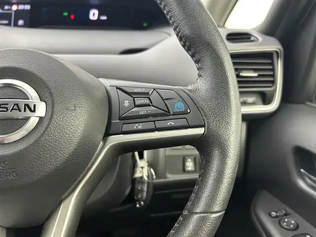 日産 セレナ e－パワー ハイウェイスター V 千葉県 2021(令3)年 2.4万km ダークメタルグレー プロパイロット/全方位運転支援システム/・インテリジェントエマージェンシーブレーキ/・標識検知機能/・踏み間違い衝突防止アシスト/・車線逸脱防止支援システム/・車線逸脱警報/・後側方衝突防止支援システム/・後側方車両検知警報/・後退時車両検知警報/純正メモリーナビ/・Bluetooth接続/・フルセグTV/・CD/DVD再生/・全方位カメラ/純正フリップダウンモニター/両側パワースライドドア/スマートキー/LEDヘッドライト/前後コーナーセンサー